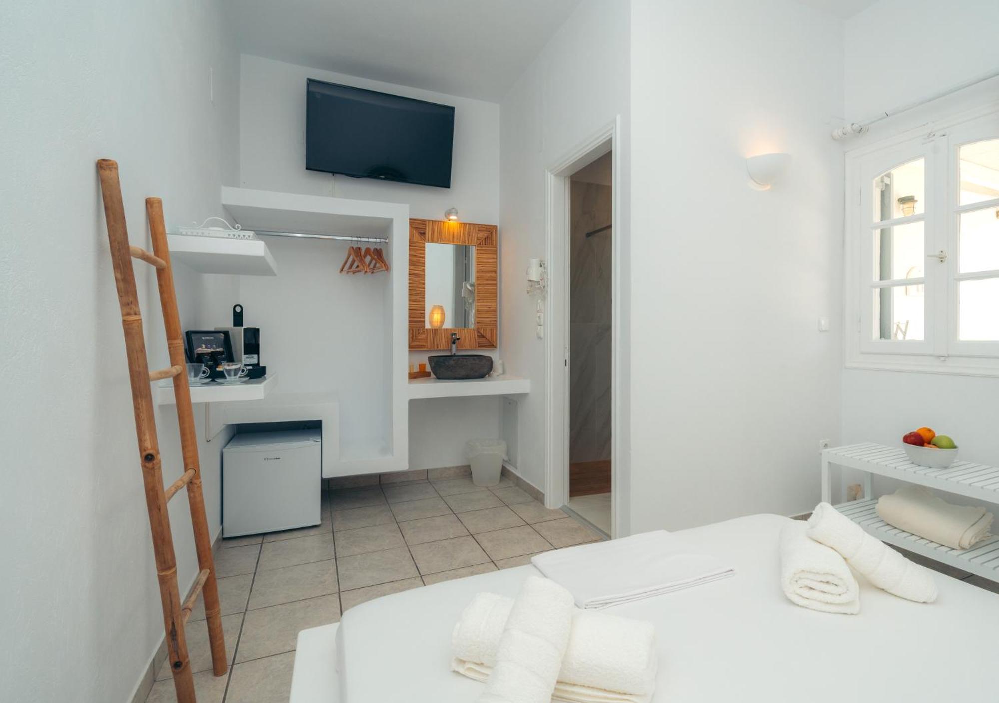 Nostos Sifnos Hotel Аполония Екстериор снимка