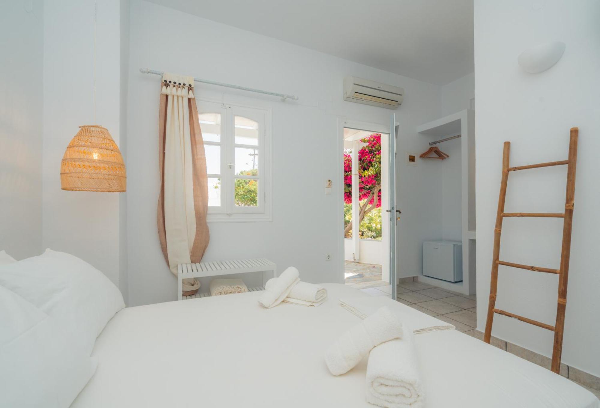 Nostos Sifnos Hotel Аполония Екстериор снимка
